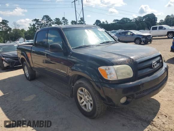 2006 Toyota Tundra Limited z VIN 5TBET38106S541155, wystawiony jako Copart lot #58788545 z przebiegiem 265 121 mil mil oraz Czysty tytuł • Clean title. Historia ofert i sprzedaży dostępna na DreamBid. Obrazek 4.