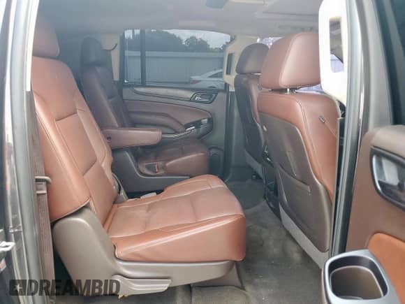 2016 Chevrolet Suburban LTZ с VIN 1GNSCJKC9GR243428, выставлен на аукционе Copart как лот 70602375 с пробегом 168 107 миль миль и Списание • Salvage title. История ставок и продаж доступна на DreamBid. Изображение 11.