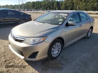 2014 Toyota Camry LE with VIN 4T4BF1FK4ER394769, listed as a Copart auction lot 86239845 with 97,084 mi miles and Salvage title. Bid and sale history available at DreamBid. Image 1.