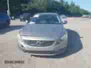2015 Volvo S60 T5 Premier с VIN YV1612TK7F1351761, выставлен на аукционе IAAI как лот 42582359 с пробегом 138 659 миль миль и . История ставок и продаж доступна на DreamBid. Изображение 13.