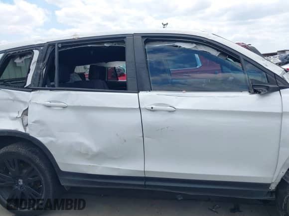 2021 Honda Passport Sport z VIN 5FNYF7H27MB015442, wystawiony jako IAAI lot #42040671 z przebiegiem 54 119 mil mil oraz . Historia ofert i sprzedaży dostępna na DreamBid. Obrazek 15.