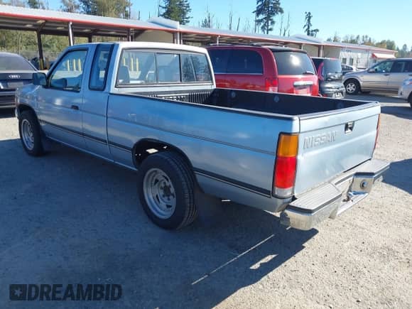 1992 Nissan Frontier z VIN 1N6SD16S4NC367367, wystawiony jako IAAI lot #43438308 z przebiegiem 247 299 mil mil oraz . Historia ofert i sprzedaży dostępna na DreamBid. Obrazek 3.