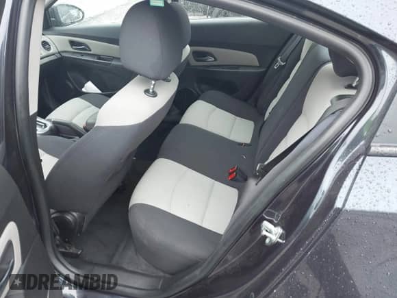 2016 Chevrolet Cruze LS с VIN 1G1PC5SH8G7116420, выставлен на аукционе IAAI как лот 42676846 с пробегом 145 562 миль миль и . История ставок и продаж доступна на DreamBid. Изображение 8.