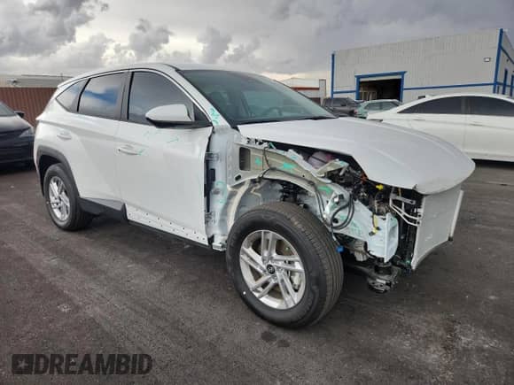 2025 Hyundai Tucson SE with VIN 5NMJACDE5SH547518, listed as a Copart auction lot 81863525 with 461 mi miles and Salvage title. Bid and sale history available at DreamBid. Image 4.