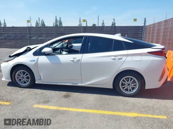 2019 Toyota Prius Plus с VIN JTDKARFP1K3118641, выставлен на аукционе IAAI как лот 42163136 с пробегом 46 958 миль миль и . История ставок и продаж доступна на DreamBid. Изображение 14.