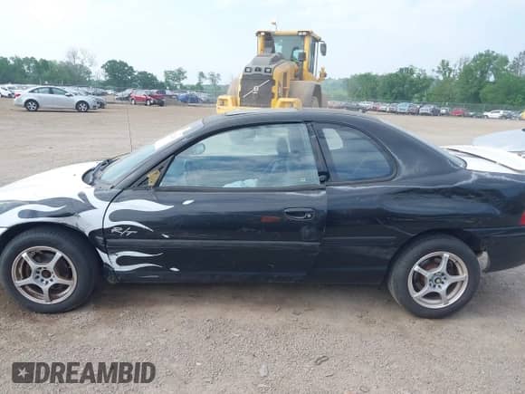 1999 Dodge Neon with VIN 1B3ES42Y6XD103521, listed as a IAAI auction lot 42392230 with 199,366 mi miles and . Bid and sale history available at DreamBid. Image 15.