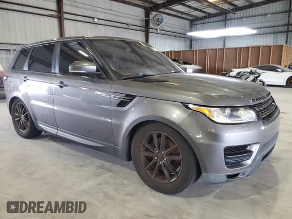 2017 Land Rover Range Rover Sport SE with VIN SALWG2FVXHA133335, listed as a Copart auction lot 66747805 with 120,276 mi miles and Clean title. Bid and sale history available at DreamBid. Image 4.