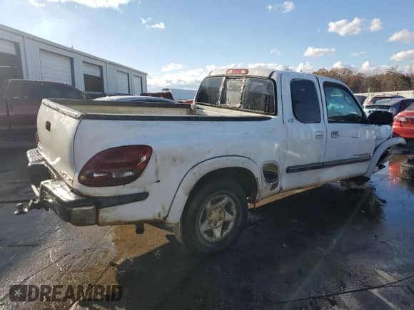 2004 Toyota Tundra SR5 z VIN 5TBBT44114S454246, wystawiony jako Copart lot #85520744 z przebiegiem 211 199 mil mil oraz Szkoda całkowita • Salvage title. Historia ofert i sprzedaży dostępna na DreamBid. Obrazek 3.