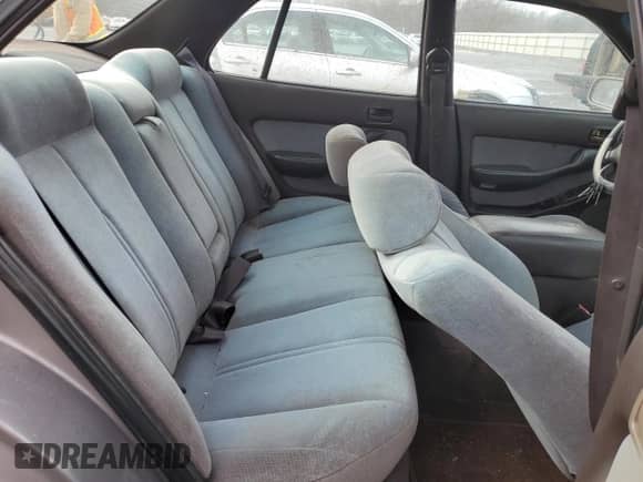 1993 Toyota Camry with VIN 4T1VK12E7PU093838, listed as a Copart auction lot 45171825 with 207,882 mi miles and Salvage title. Bid and sale history available at DreamBid. Image 10.