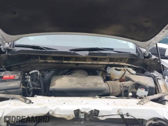 2024 Chevrolet Silverado 1500 LT with VIN 1GCUDDEDXRZ166639, listed as a IAAI auction lot 42080860 with 32,491 mi miles and . Bid and sale history available at DreamBid. Image 10.