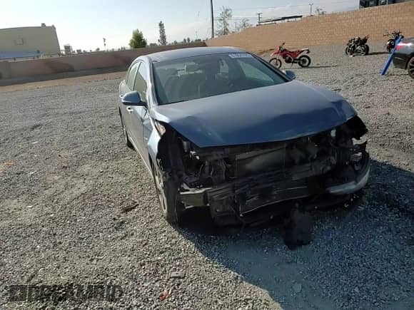 2016 Hyundai Sonata Limited with VIN KMHE34L12GA019318, listed as a Copart auction lot 81854755 with 62,281 mi miles and Salvage title. Bid and sale history available at DreamBid. Image 13.