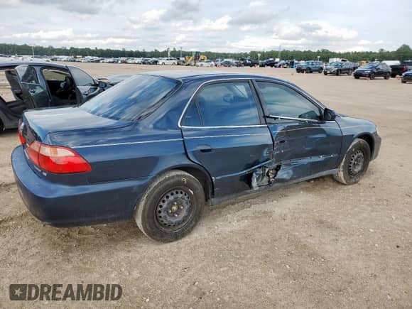 2000 Honda Accord LX с VIN 1HGCG5649YA023879, выставлен на аукционе Copart как лот 84012555 с пробегом 262 454 миль миль и Списание • Salvage title. История ставок и продаж доступна на DreamBid. Изображение 3.
