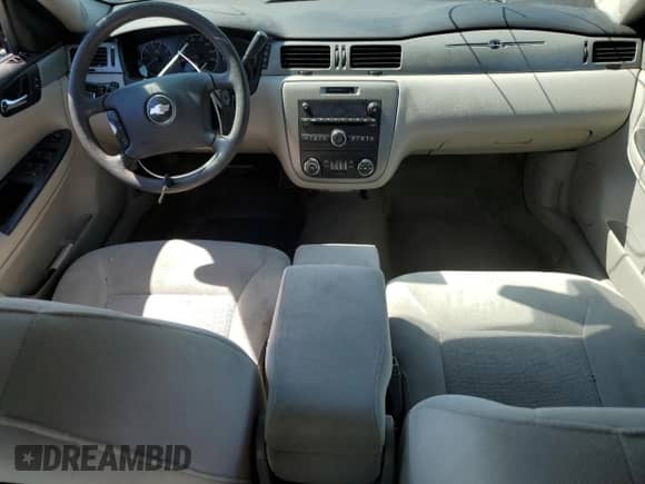 2008 Chevrolet Impala LT with VIN 2G1WT58K689232620, listed as a Copart auction lot 70912485 with 283,704 mi miles and Salvage title. Bid and sale history available at DreamBid. Image 8.