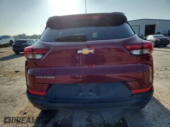 2024 Chevrolet TrailBlazer LS with VIN KL79MMSL9RB102924, listed as a Copart auction lot 64058835 with 36,313 mi miles and Salvage title. Bid and sale history available at DreamBid. Image 6.