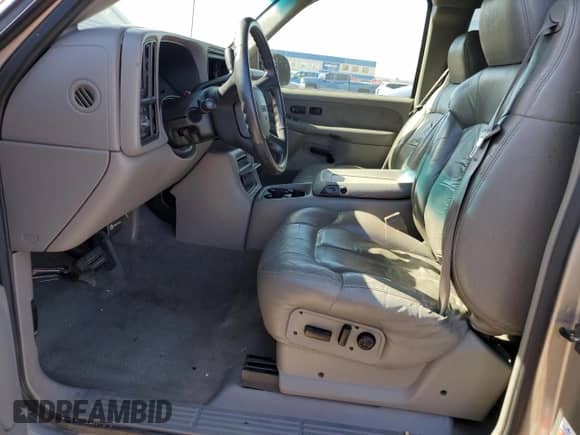 2000 GMC Sierra 1500 SLE z VIN 2GTEK19T3Y1112326, wystawiony jako Copart lot #86113175 z przebiegiem 57 704 mil mil oraz Szkoda całkowita • Salvage title. Historia ofert i sprzedaży dostępna na DreamBid. Obrazek 7.