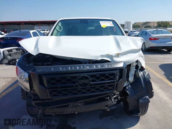 2023 Nissan Frontier SV z VIN 1N6ED1EJ1PN661404, wystawiony jako IAAI lot #42863458 z przebiegiem 46 668 mil mil oraz . Historia ofert i sprzedaży dostępna na DreamBid. Obrazek 13.