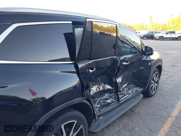 2020 Honda Pilot Touring 8-Passenger с VIN 5FNYF5H94LB009548, выставлен на аукционе IAAI как лот 43338596 с пробегом 46 151 миль миль и . История ставок и продаж доступна на DreamBid. Изображение 20.