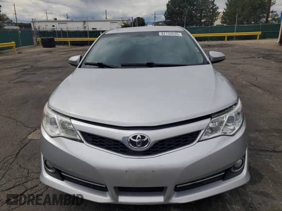 2014 Toyota Camry SE с VIN 4T1BF1FK6EU392726, выставлен на аукционе Copart как лот 82132635 с пробегом 247 541 миль миль и Списание • Salvage title. История ставок и продаж доступна на DreamBid. Изображение 5.