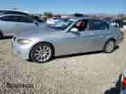 2006 BMW 3 Series 330i с VIN WBAVB33516PS10502, выставлен на аукционе Copart как лот 89643345 с пробегом 131 619 миль миль и Чистый • Clean title. История ставок и продаж доступна на DreamBid. Изображение 1.