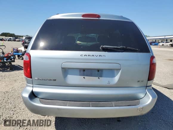 2006 Dodge Caravan SXT z VIN 1D4GP45R16B742495, wystawiony jako Copart lot #85894865 z przebiegiem 237 755 mil mil oraz Szkoda całkowita • Salvage title. Historia ofert i sprzedaży dostępna na DreamBid. Obrazek 6.