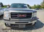 2010 GMC Sierra 1500 SLT z VIN 3GTRKWE2XAG147938, wystawiony jako Copart lot #81413155 z przebiegiem 236 393 mil mil oraz Szkoda całkowita • Salvage title. Historia ofert i sprzedaży dostępna na DreamBid. Obrazek 5.