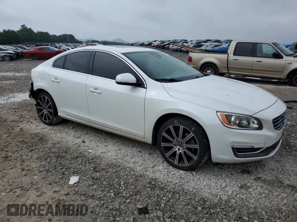 2014 Volvo S60 T5 с VIN YV1612FSXE2289504, выставлен на аукционе Copart как лот 61221985 с пробегом 121 033 миль миль и Списание • Salvage title. История ставок и продаж доступна на DreamBid. Изображение 4.