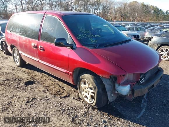 1998 Dodge Caravan SE with VIN 1B4GP44R9WB659280, listed as a IAAI auction lot 41234164 with Not provided miles and . Bid and sale history available at DreamBid. Image 1.