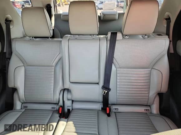 2017 Land Rover Discovery HSE Luxury с VIN SALRHBBV3HA021850, выставлен на аукционе Copart как лот 71230695 с пробегом 78 952 миль миль и Списание • Salvage title. История ставок и продаж доступна на DreamBid. Изображение 10.