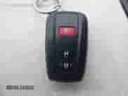 2016 Toyota Prius Four z VIN JTDKARFU9G3024875, wystawiony jako IAAI lot #42314235 z przebiegiem 101 383 mil mil oraz . Historia ofert i sprzedaży dostępna na DreamBid. Obrazek 11.