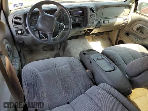 1999 Chevrolet Tahoe Z71 z VIN 1GNEK13R0XJ474557, wystawiony jako Copart lot #74971964 z przebiegiem 217 027 mil mil oraz Szkoda całkowita • Salvage title. Historia ofert i sprzedaży dostępna na DreamBid. Obrazek 8.