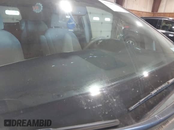 2011 Toyota Sienna LE with VIN 5TDKK3DC5BS076922, listed as a IAAI auction lot 43339975 with 196,118 mi miles and . Bid and sale history available at DreamBid. Image 21.