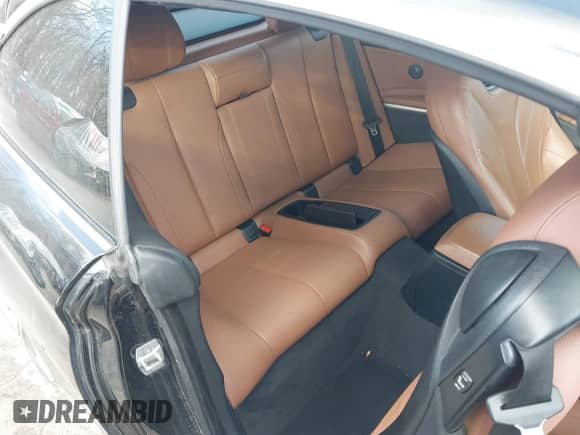 2016 BMW 4 Series 428i с VIN WBA3V7C50G5A24827, выставлен на аукционе IAAI как лот 41582906 с пробегом 90 161 миль миль и . История ставок и продаж доступна на DreamBid. Изображение 8.