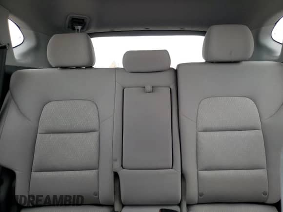 2018 Hyundai Tucson SEL с VIN KM8J3CA41JU753945, выставлен на аукционе Copart как лот 71132945 с пробегом 106 475 миль миль и Списание • Salvage title. История ставок и продаж доступна на DreamBid. Изображение 10.