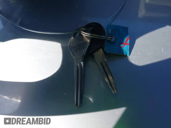 1998 Nissan Frontier XE z VIN 1N6DD26Y6WC319339, wystawiony jako IAAI lot #41820230 z przebiegiem 241 496 mil mil oraz . Historia ofert i sprzedaży dostępna na DreamBid. Obrazek 11.