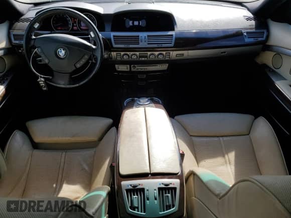 2008 BMW 7 Series 750i with VIN WBAHL83518DT14175, listed as a Copart auction lot 76241764 with 166,539 mi miles and Clean title. Bid and sale history available at DreamBid. Image 8.