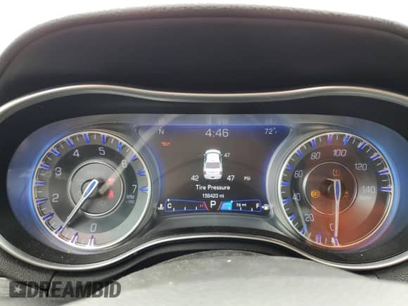 2018 Chrysler 300 Touring L с VIN 2C3CCAAG2JH191119, выставлен на аукционе Copart как лот 69967675 с пробегом 156 423 миль миль и Чистый • Clean title. История ставок и продаж доступна на DreamBid. Изображение 9.