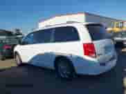 2019 Dodge Grand Caravan SXT z VIN 2C4RDGCG6KR541995, wystawiony jako IAAI lot #43455930 z przebiegiem 181 884 mil mil oraz . Historia ofert i sprzedaży dostępna na DreamBid. Obrazek 14.
