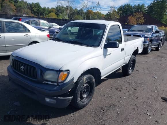 2002 Toyota Tacoma with VIN 5TENL42N42Z104457, listed as a IAAI auction lot 43314724 with 244,750 mi miles and . Bid and sale history available at DreamBid. Image 2.