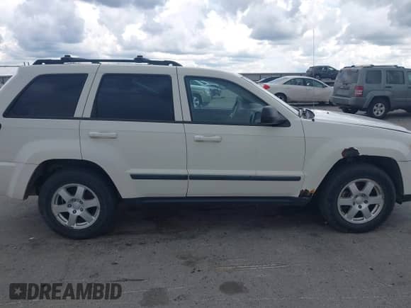 2009 Jeep Grand Cherokee Laredo с VIN 1J8HR48P19C505776, выставлен на аукционе IAAI как лот 42523414 с пробегом 187 754 миль миль и . История ставок и продаж доступна на DreamBid. Изображение 13.