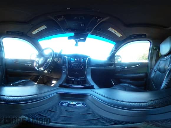 2016 Cadillac Escalade ESV Platinum с VIN 1GYS4KKJXGR339119, выставлен на аукционе IAAI как лот 42166158 с пробегом 76 846 миль миль и . История ставок и продаж доступна на DreamBid. Изображение 19.