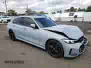 2024 BMW 3 Series 330i xDrive с VIN 3MW89FF08R8D97458, выставлен на аукционе Copart как лот 70887285 с пробегом 17 128 миль миль и Списание • Salvage title. История ставок и продаж доступна на DreamBid. Изображение 4.