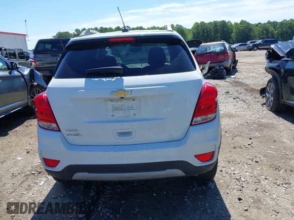 2021 Chevrolet Trax LT with VIN KL7CJLSB2MB329347, listed as a IAAI auction lot 42550666 with 89,893 mi miles and . Bid and sale history available at DreamBid. Image 16.