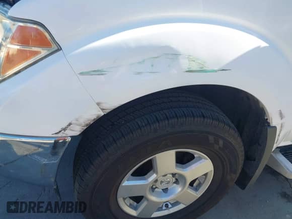 2007 Nissan Frontier SE z VIN 1N6AD09U37C450276, wystawiony jako IAAI lot #43422924 z przebiegiem 183 858 mil mil oraz . Historia ofert i sprzedaży dostępna na DreamBid. Obrazek 6.