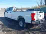 2019 Ford F-250 XL z VIN 1FT7W2A69KEG19732, wystawiony jako IAAI lot #41925065 z przebiegiem 104 337 mil mil oraz . Historia ofert i sprzedaży dostępna na DreamBid. Obrazek 3.