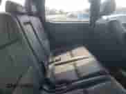 2006 Toyota Tundra Limited z VIN 5TBET38106S541155, wystawiony jako Copart lot #58788545 z przebiegiem 265 121 mil mil oraz Czysty tytuł • Clean title. Historia ofert i sprzedaży dostępna na DreamBid. Obrazek 10.