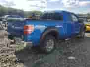 2010 Ford F-150 XL z VIN 1FTFX1EV1AFA27187, wystawiony jako Copart lot #81827025 z przebiegiem 275 931 mil mil oraz Czysty tytuł • Clean title. Historia ofert i sprzedaży dostępna na DreamBid. Obrazek 3.