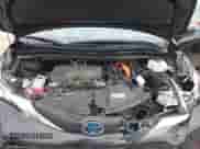 2023 Toyota Sienna LE with VIN 5TDKSKFC2PS084975, listed as a IAAI auction lot 42334415 with 30,886 mi miles and . Bid and sale history available at DreamBid. Image 10.