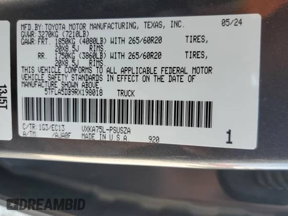 2024 Toyota Tundra SR5 z VIN 5TFLA5DB9RX198018, wystawiony jako Copart lot #89868995 z przebiegiem 28 276 mil mil oraz Szkoda całkowita • Salvage title. Historia ofert i sprzedaży dostępna na DreamBid. Obrazek 12.