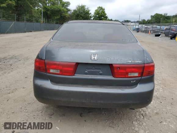 2005 Honda Accord LX with VIN 1HGCM55405A165026, listed as a Copart auction lot 70010165 with 204,293 mi miles and Clean title. Bid and sale history available at DreamBid. Image 6.