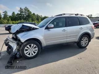 2011 Subaru Forester X Limited z VIN JF2SHAEC2BH781247, wystawiony jako Copart lot #71425375 z przebiegiem 106 005 mil mil oraz Szkoda całkowita • Salvage title. Historia ofert i sprzedaży dostępna na DreamBid. Obrazek 1.